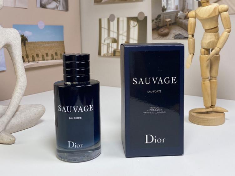 Dior Dior SAUVAGE EAU FORTE (PARFUM) 100mL 3.4oz